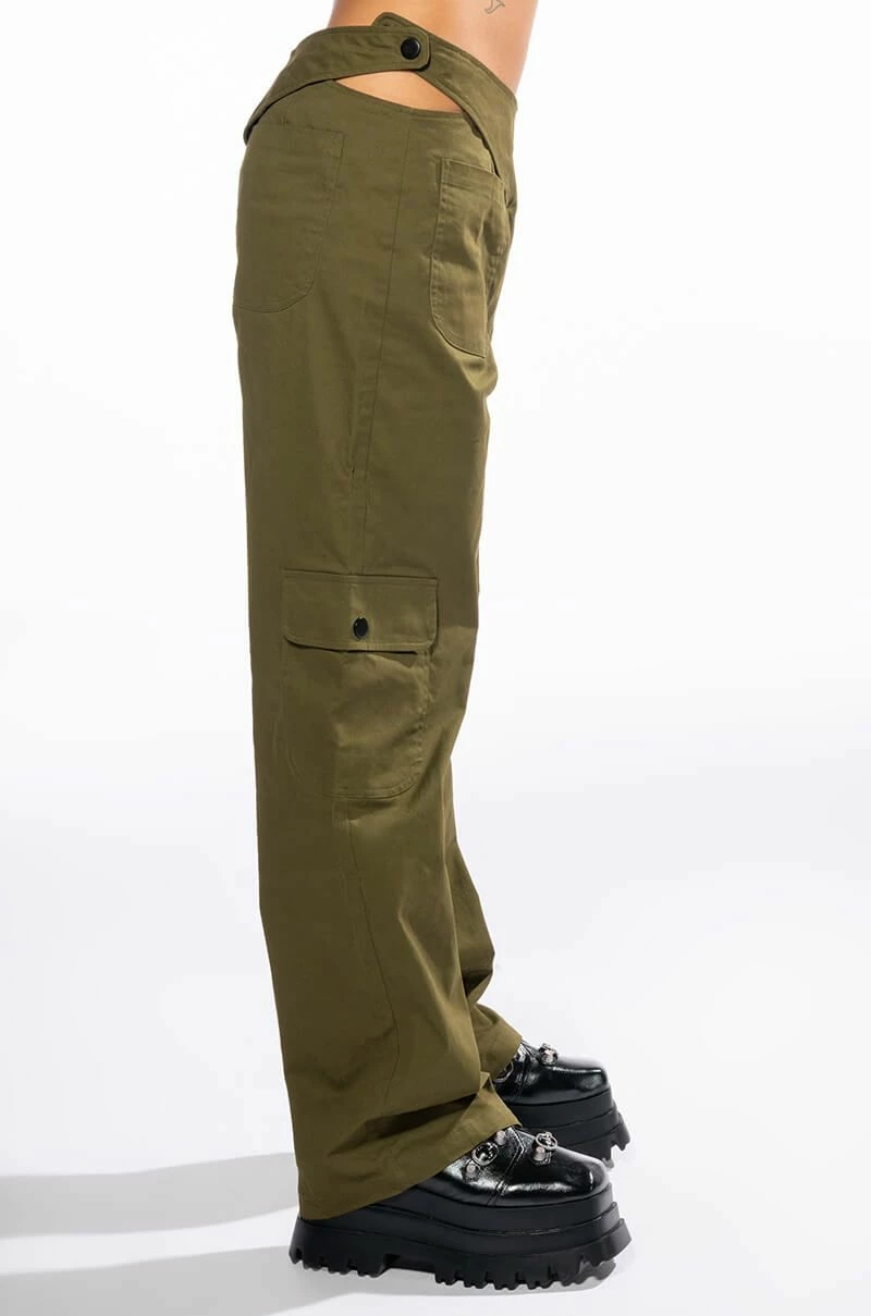ALL I WANT DETAILED WAIST STRAIGHT LEG CARGO PANT - Image 4