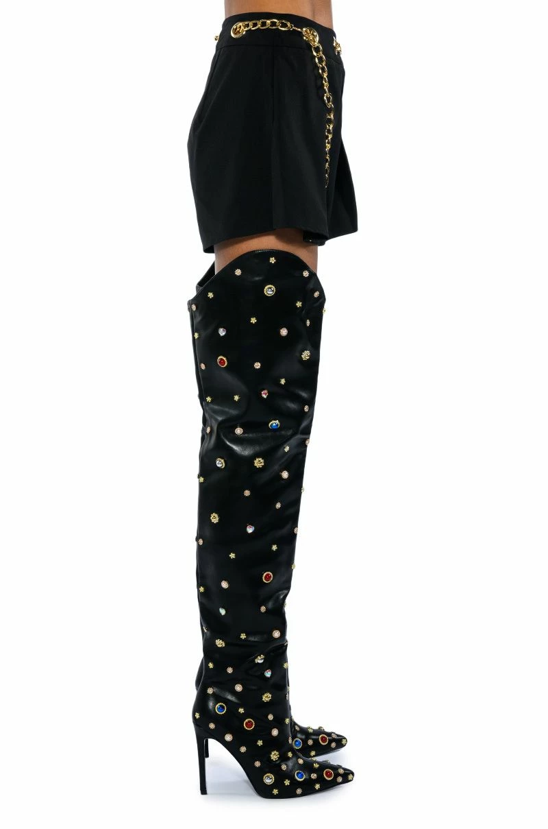 BETTER DAYS FLOUNCE SHORT WITH CHAIN BELT - Image 8