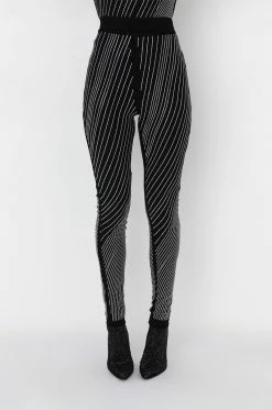 DIAMOND MESH LEGGING