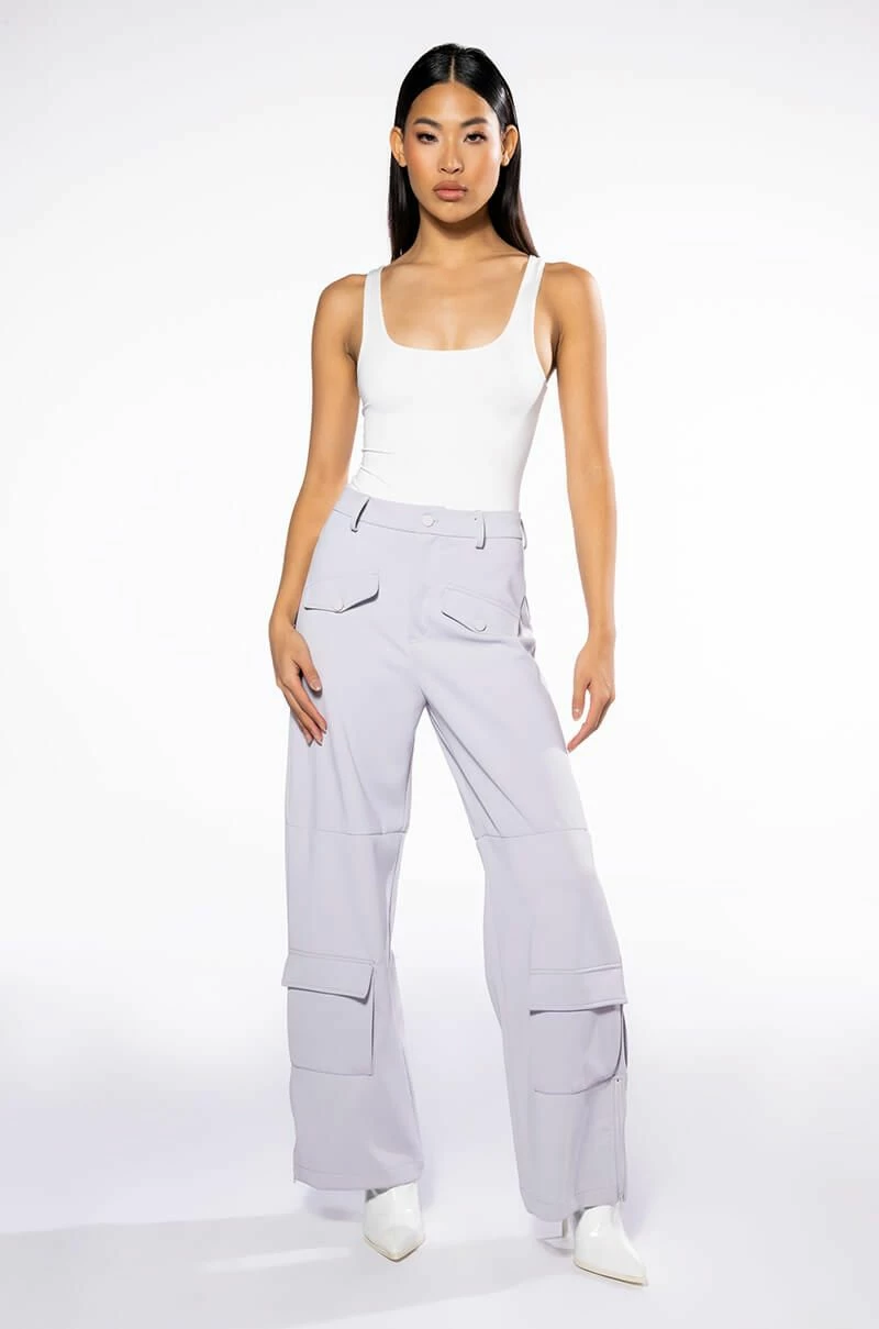 ELEVATED CARGO PANTS IN LIGHT GREY - Image 3