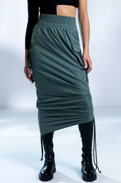 FOLLOW ME ADJUSTABLE CARGO SKIRT IN OLIVE