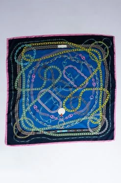 OLD HOLLYWOOD VIBES SATIN SCARF