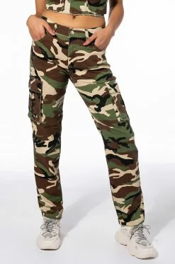INVINCIBLE CAMO PANTS