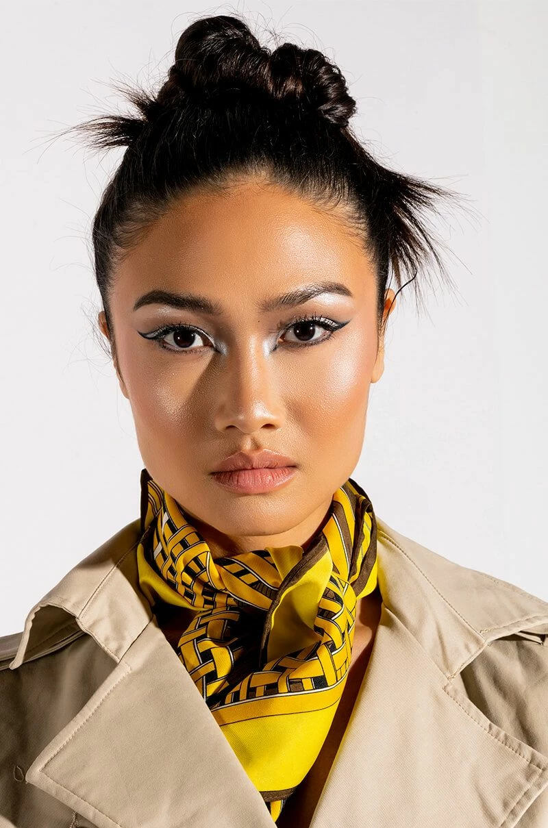 KNIGHTED YELLOW SILK SCARF - Image 7