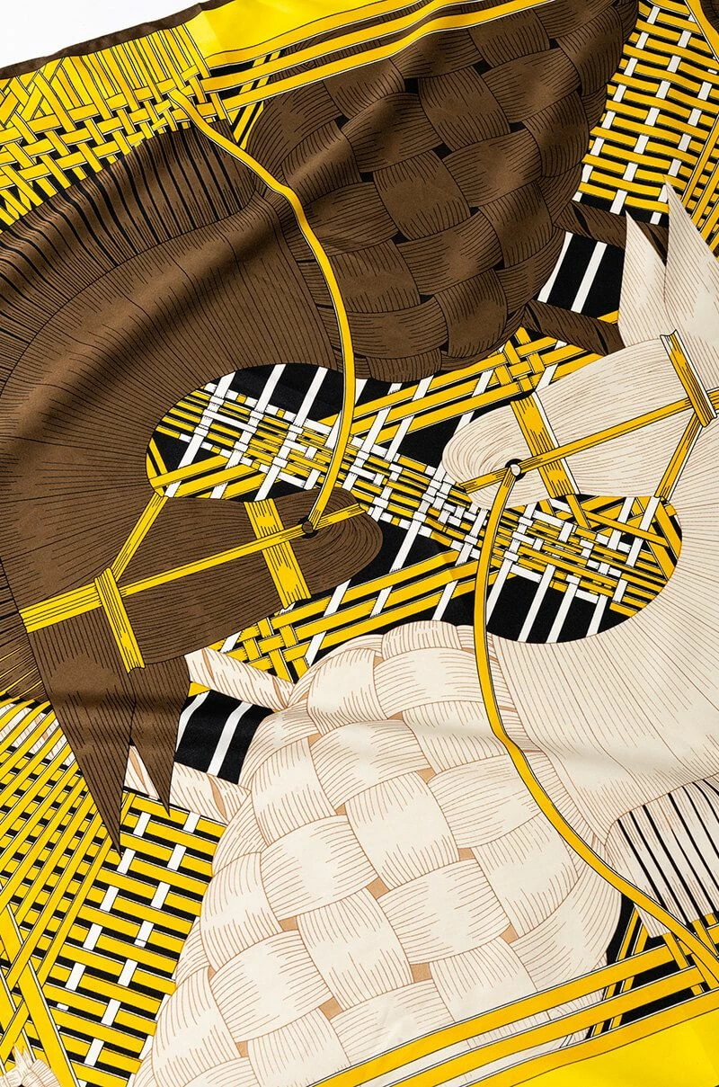 KNIGHTED YELLOW SILK SCARF - Image 3