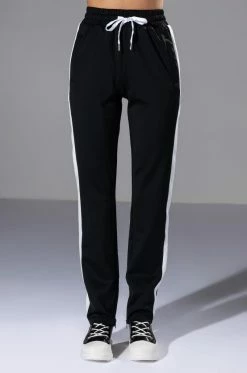 RUNNING LAPS JOGGER -HORSE GIRL Shop running laps jogger black 5 5 c1