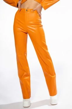 TE QUIERO HIGH RISE VEGAN LEATHER STRAIGHT LEG PANTS IN ORANGE