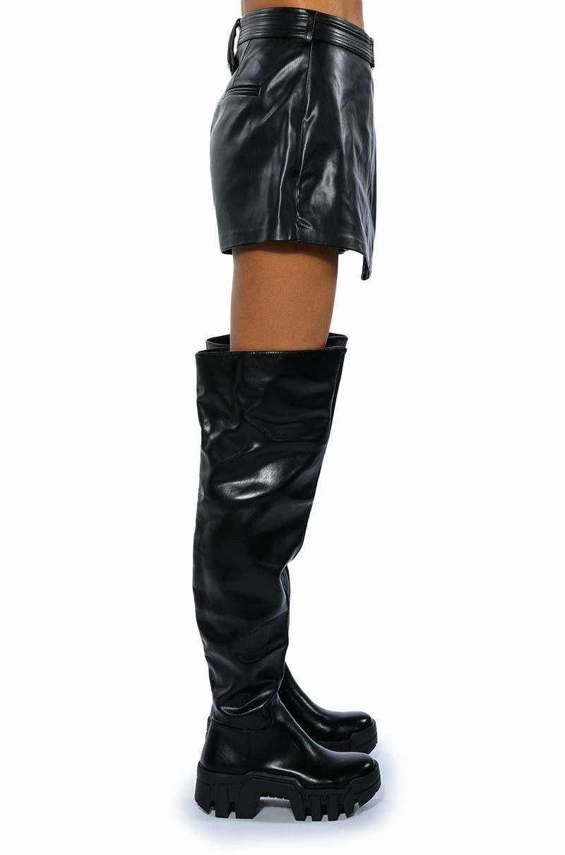THE BADDEST BELTED FAUX LEATHER SKORT WITH 4 WAY STRETCH - Image 7