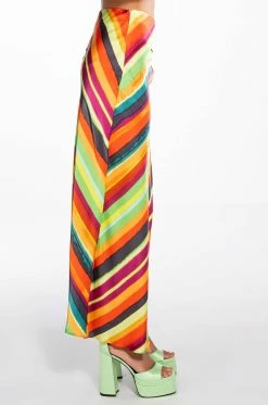 WANT YOU TO WANT ME MIDI SKIRT WITH HIGH SLIT 15 WANT YOU TO WANT ME MIDI SKIRT WITH HIGH SLIT -HORSE GIRL Shop want you to want me midi skirt with high slit red multi 5 5